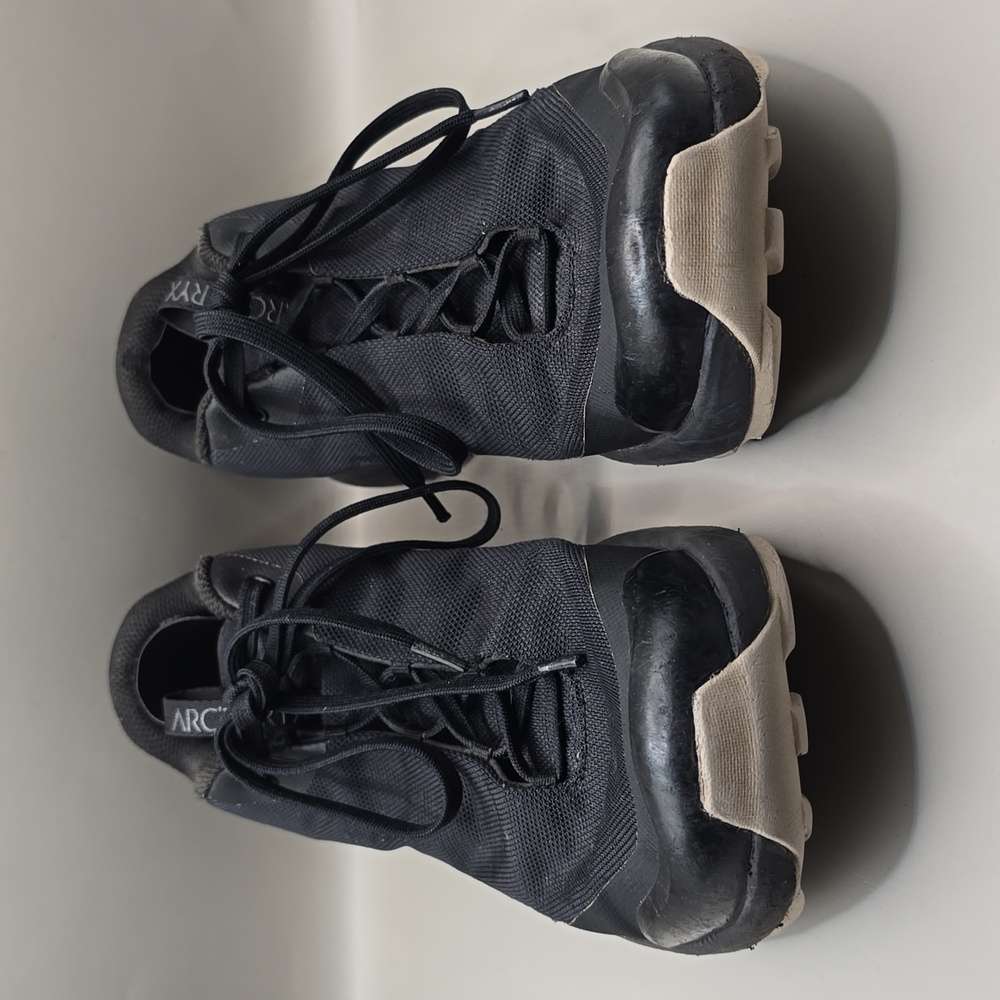 ●SOLD●Arc'teryx Aerios FL Gore-Tex Shoes Men's 7.5 Black Low-Top Outdoors 225389 - Picture 3 of 11